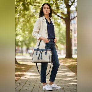 Kate Spade New York Toujours Canvas Medium Satchel - EUC